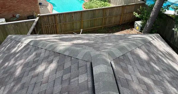 Hip intersection with new ridge caps