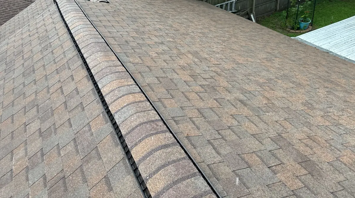 Heather Blend laminate roof on a one-story Houston home in 77088