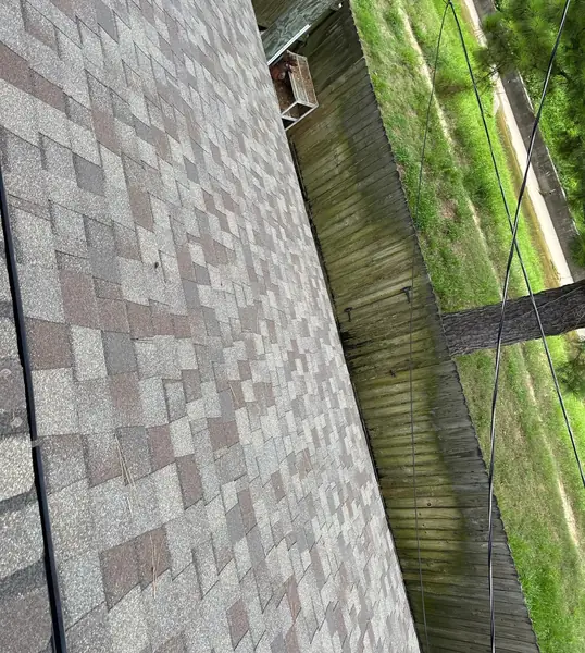 Rear hip of the completed roof