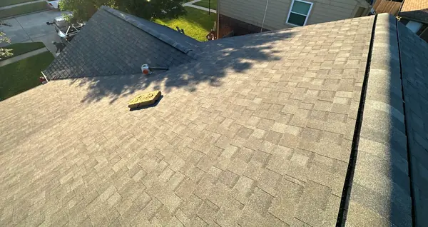 New gray laminate roof on a one-story Houston home in 77064
